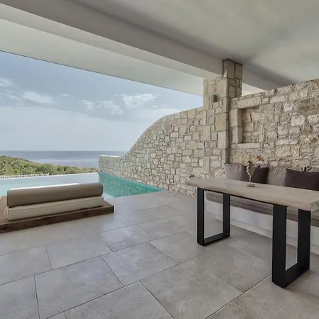 Aliv Stone & Otel Ayos Nikolaos