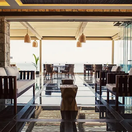 Otel Aliv Stone & 4*