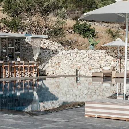 Aliv Stone & Otel 4*